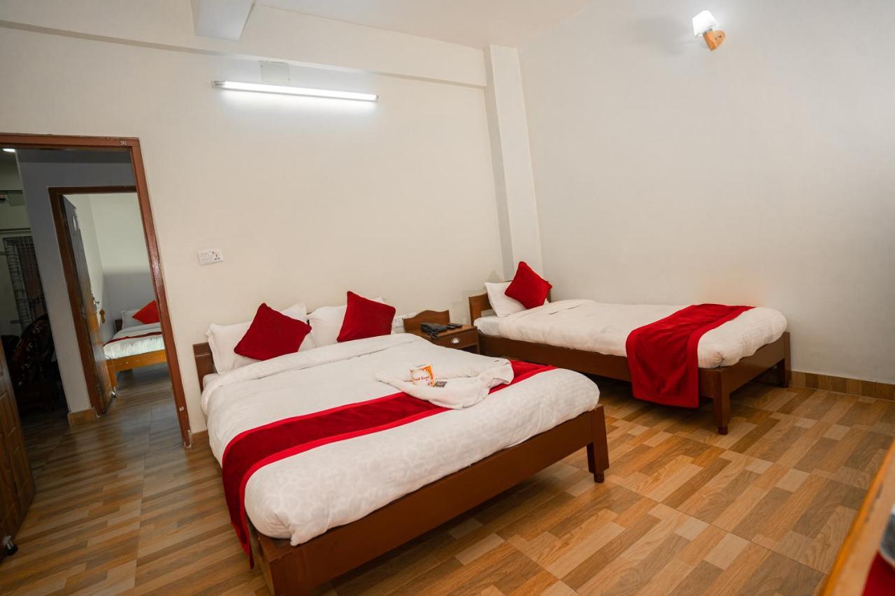 Hotel Dela Mount بوكْرا المظهر الخارجي الصورة
