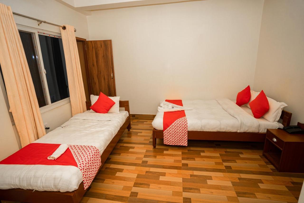Hotel Dela Mount بوكْرا المظهر الخارجي الصورة