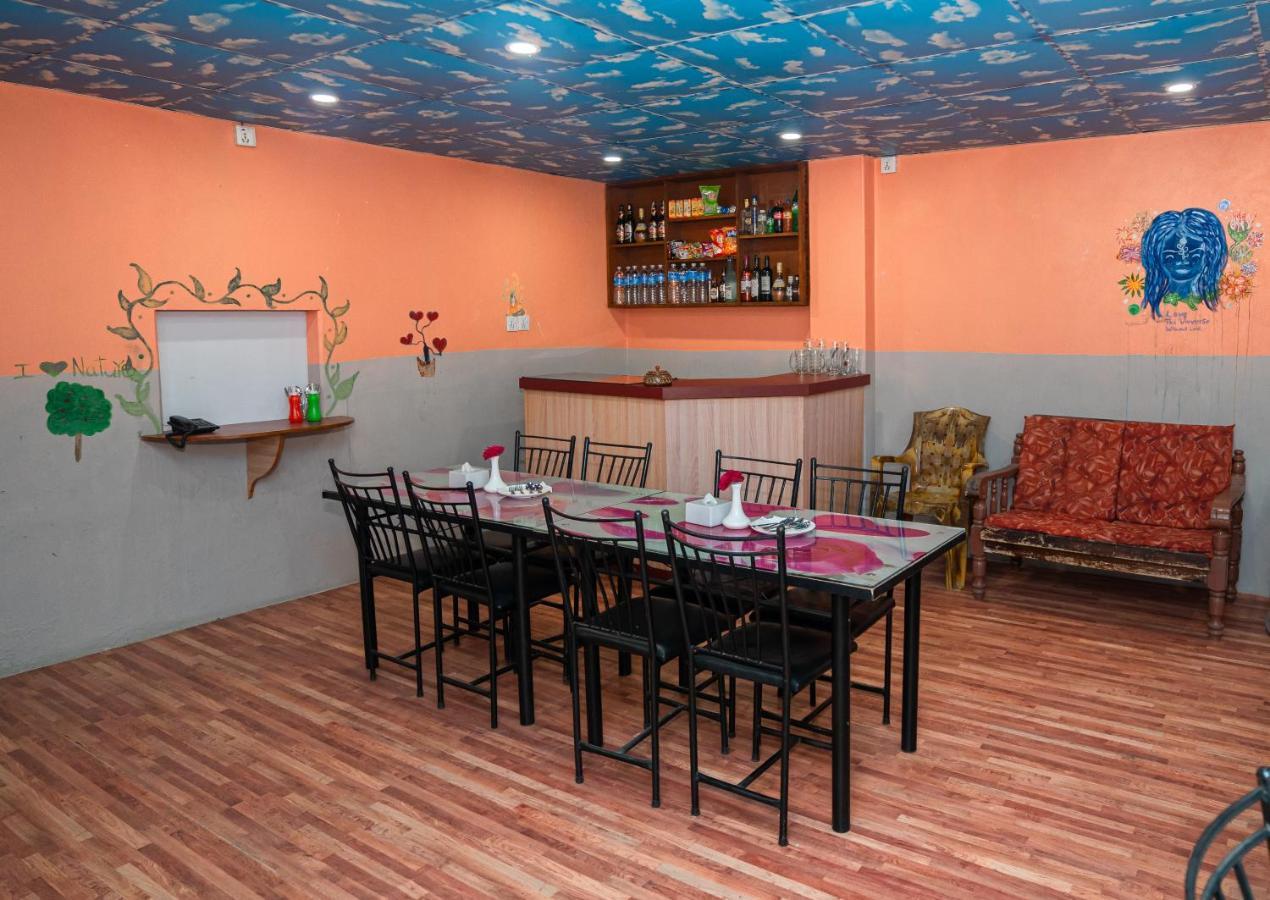 Hotel Dela Mount بوكْرا المظهر الخارجي الصورة