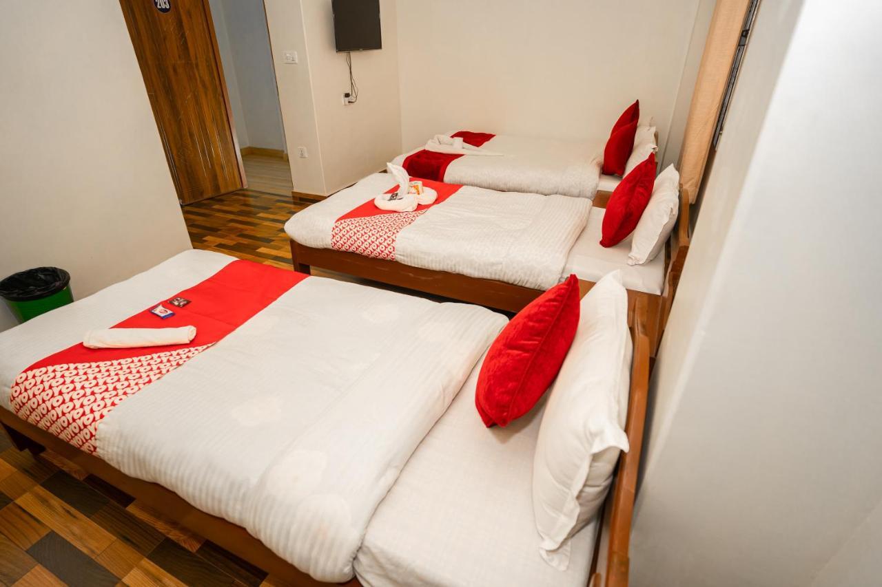 Hotel Dela Mount بوكْرا المظهر الخارجي الصورة