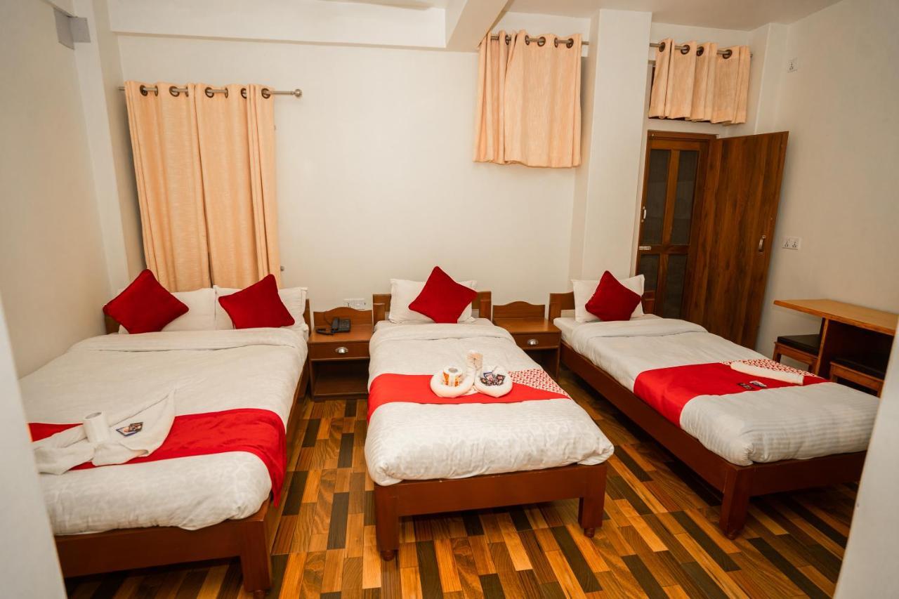Hotel Dela Mount بوكْرا المظهر الخارجي الصورة